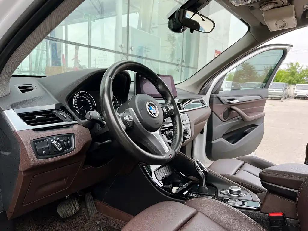 BMW X1 2020 — фото 10