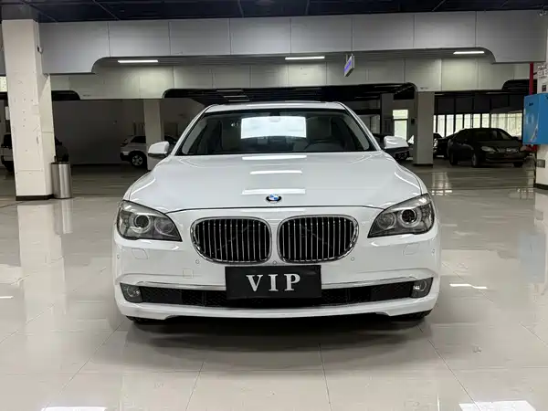 BMW 7 Series 2011