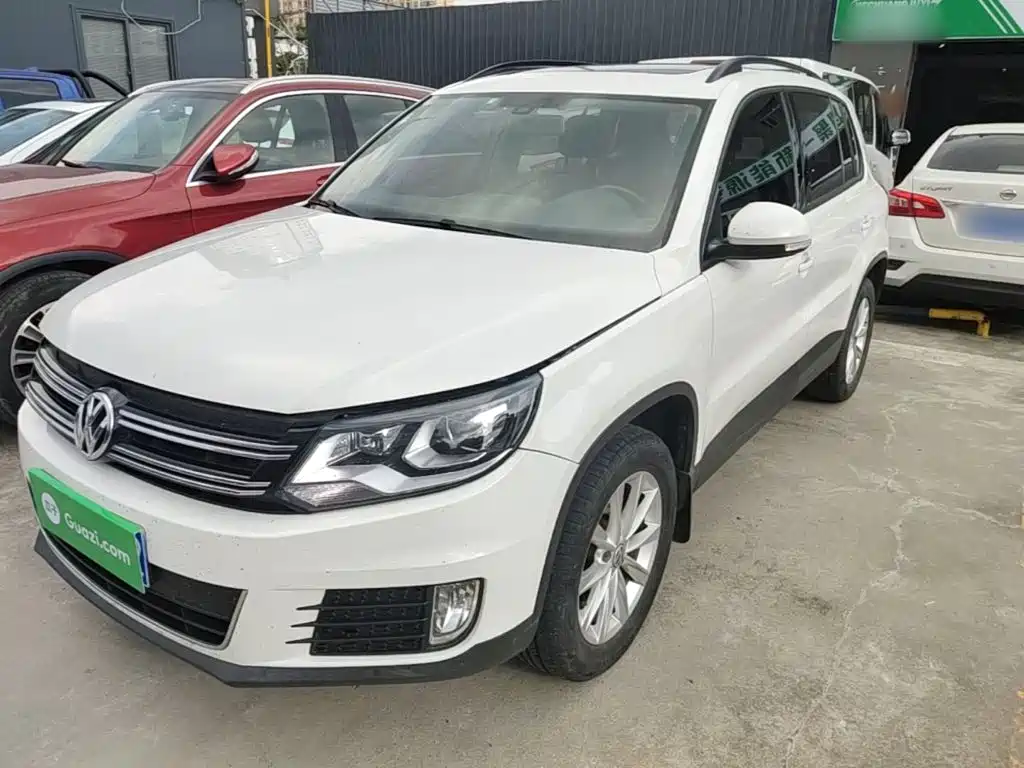 Volkswagen Tiguan 2018 — фото 1