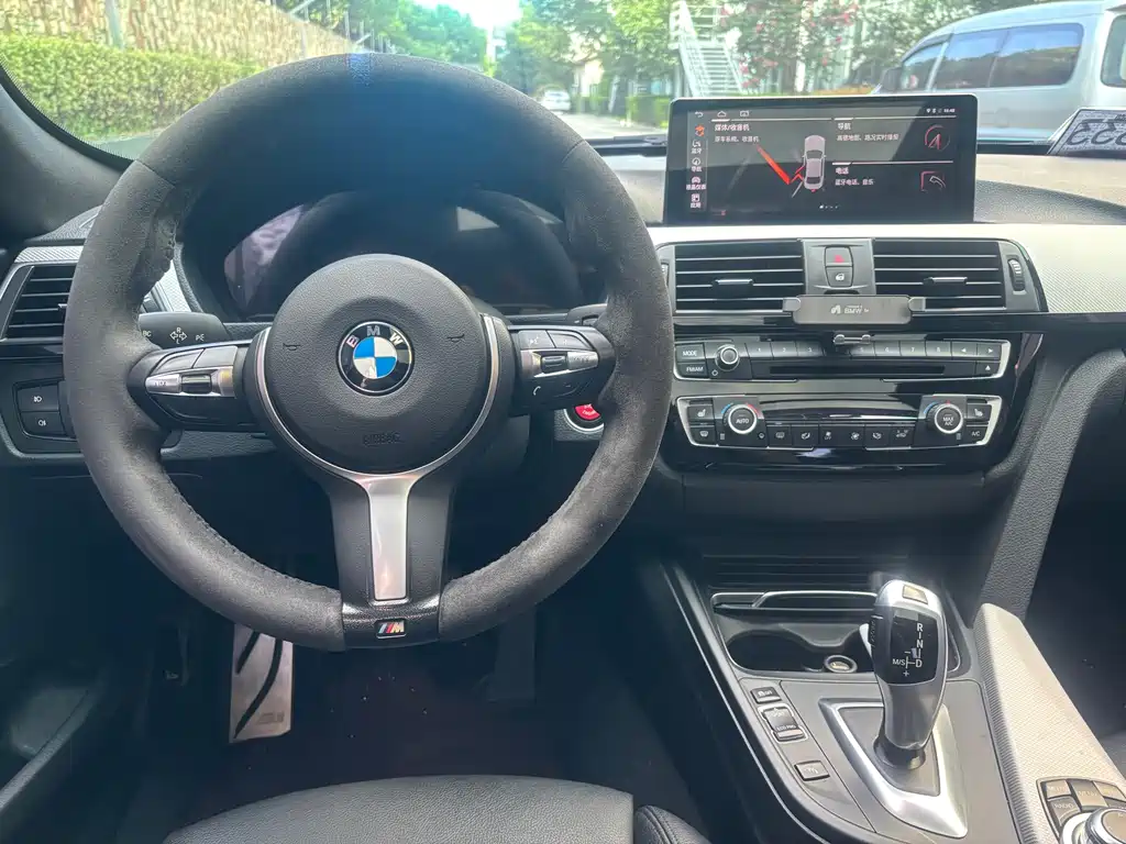 BMW 3 Series GT 2017 — фото 15