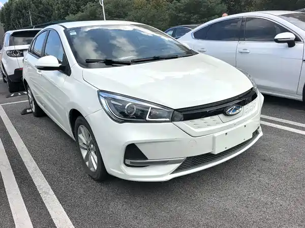 Chery Arrizo e 2020