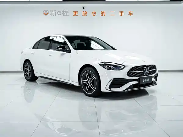 Mercedes-Benz C-Class 2025