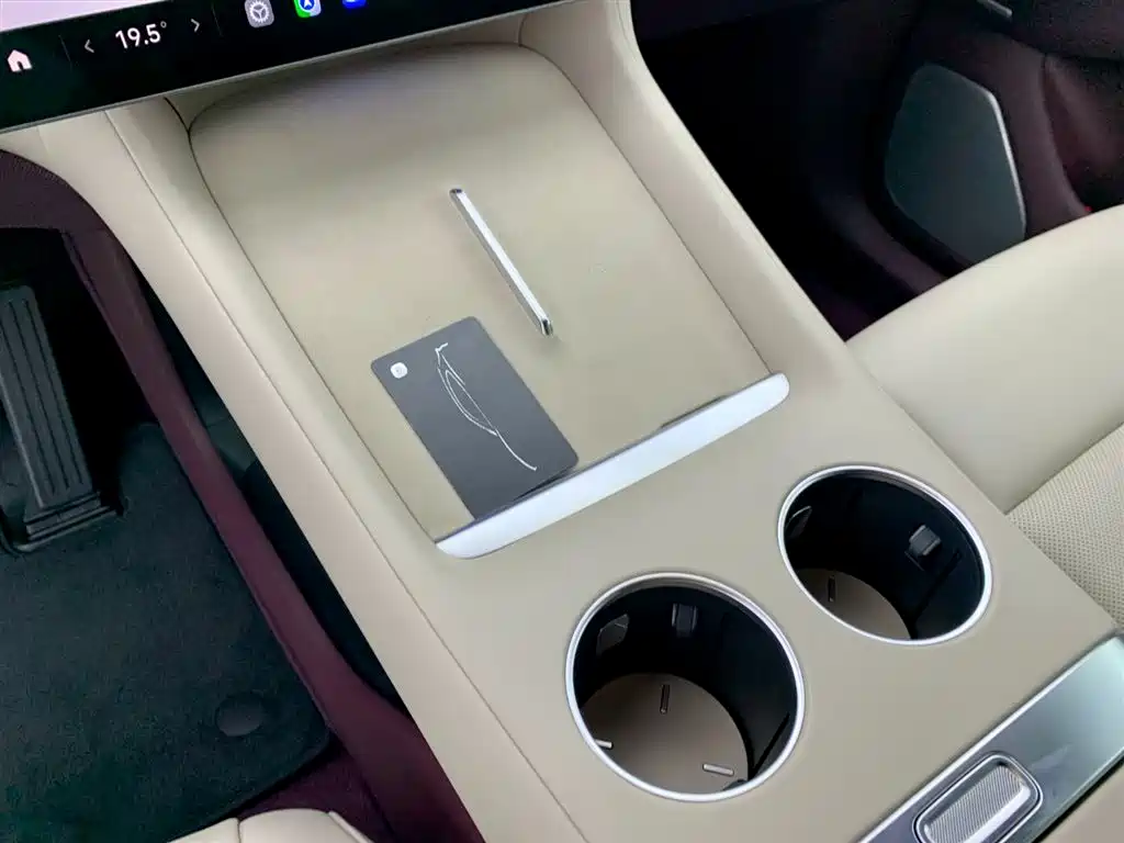 Xiaomi YU7 2025 — фото 22