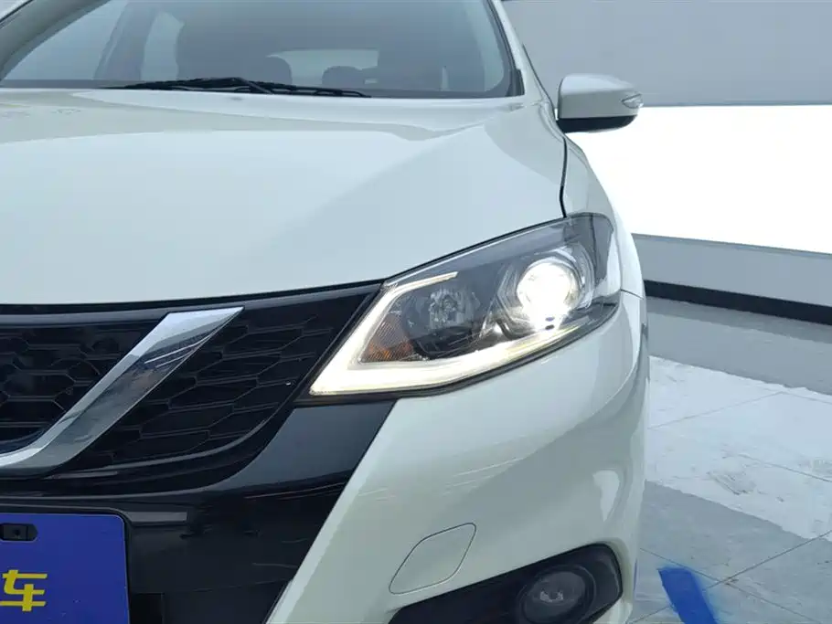 Nissan Tiida 2019