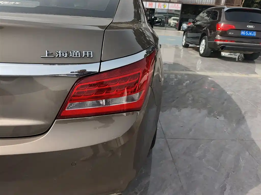 Buick LaCrosse 2015 — фото 24
