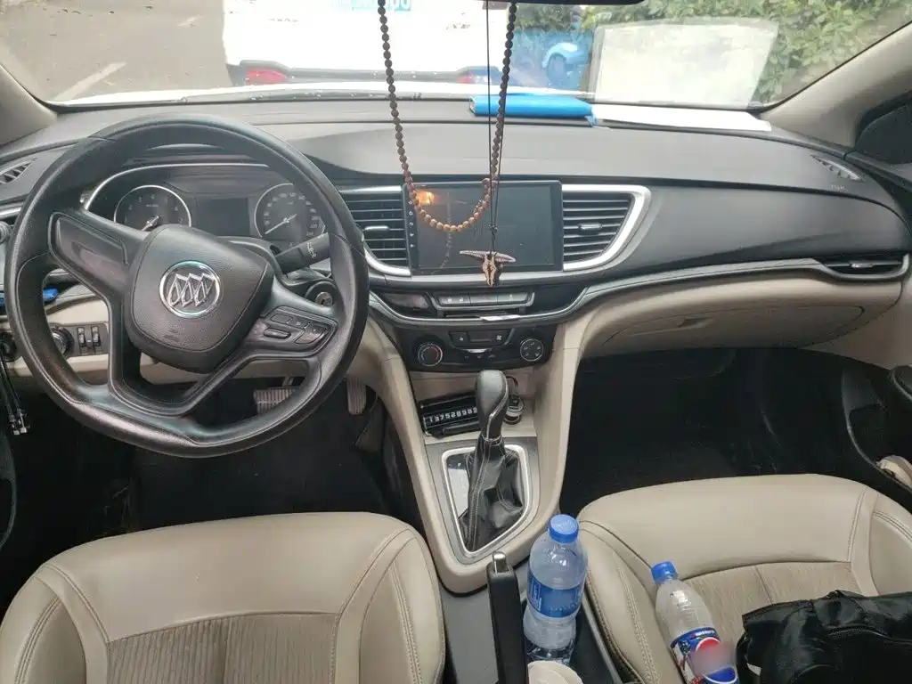 Buick Excelle 2017 — фото 13