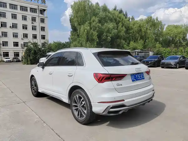 Audi Q3 2023