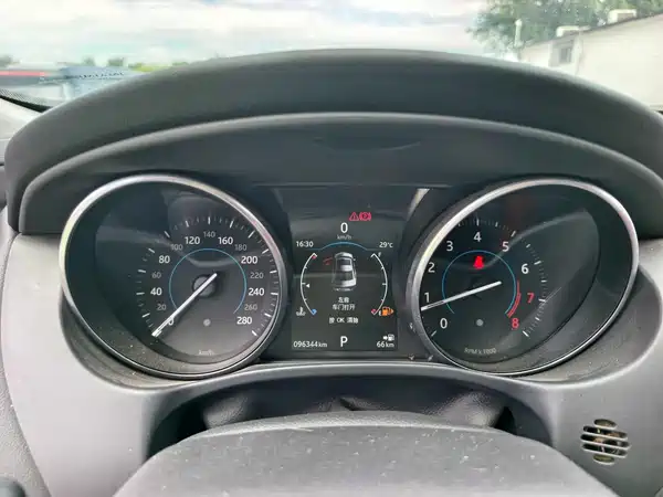 Jaguar XE 2017