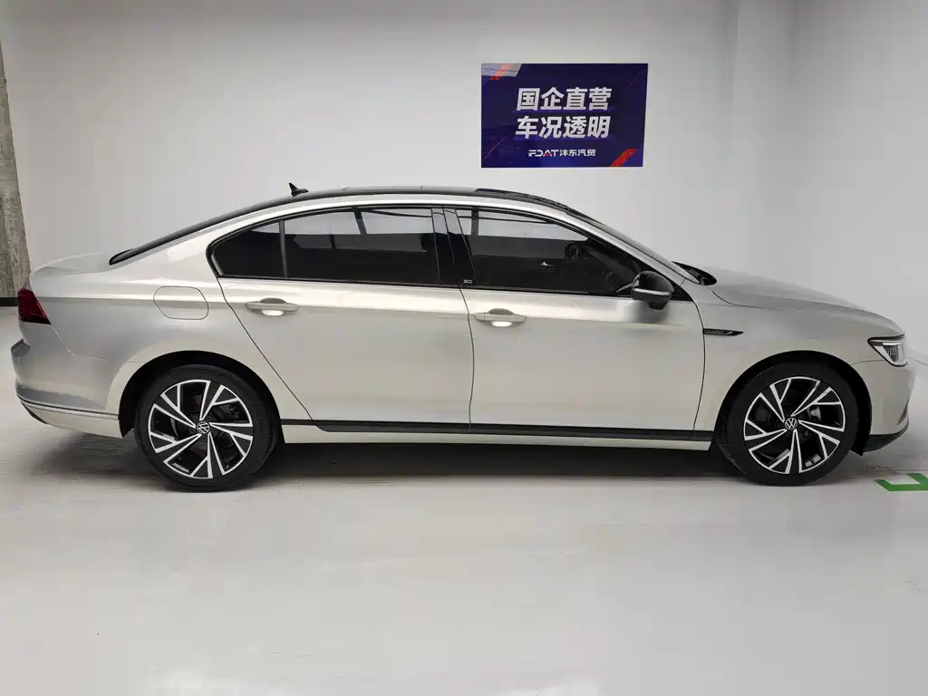 Volkswagen Magotan 2021