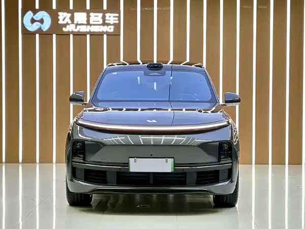 Li Auto L8 2024