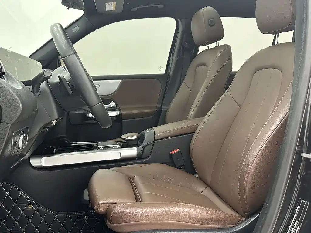 Mercedes-Benz GLB 2020