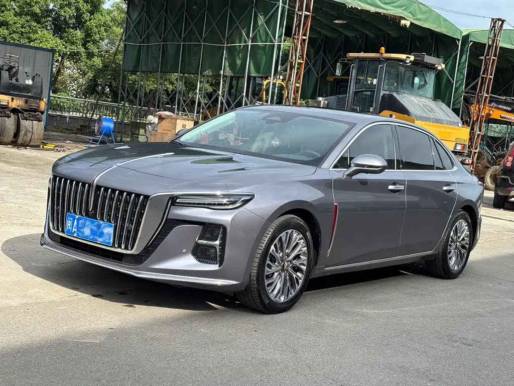 Hongqi H5 2022 — фото 1