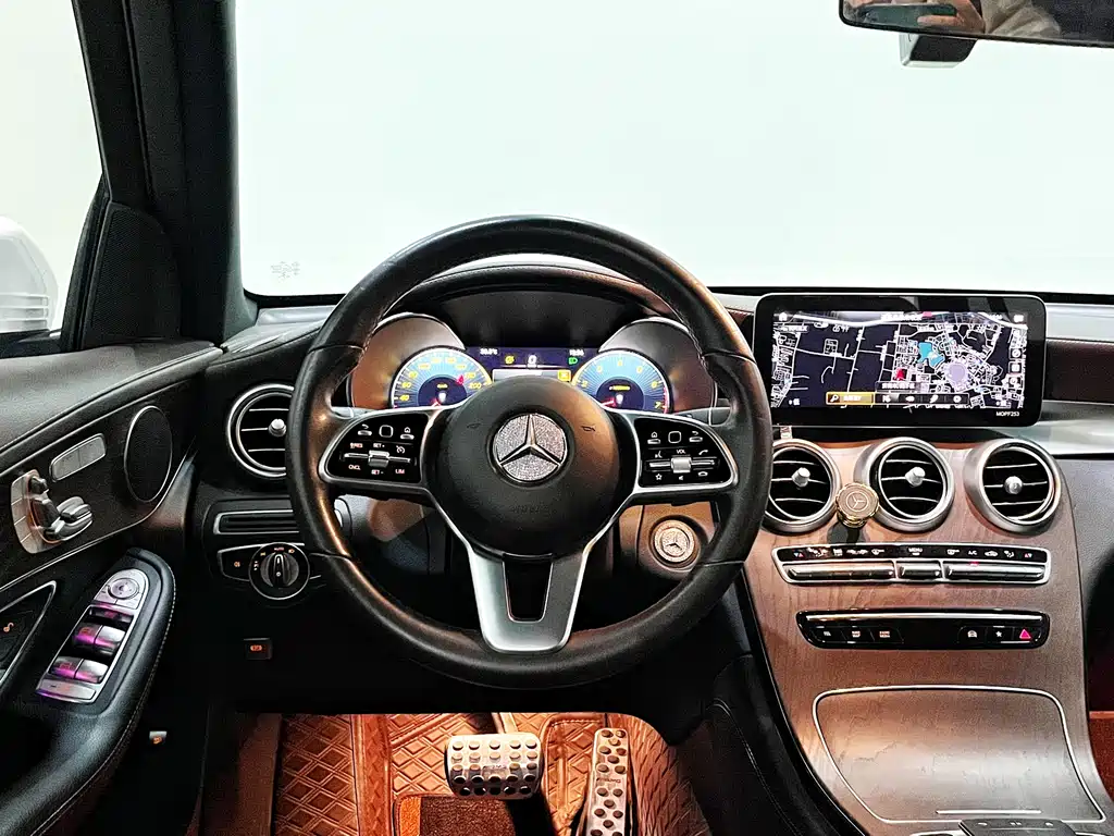 Mercedes-Benz GLC 2021
