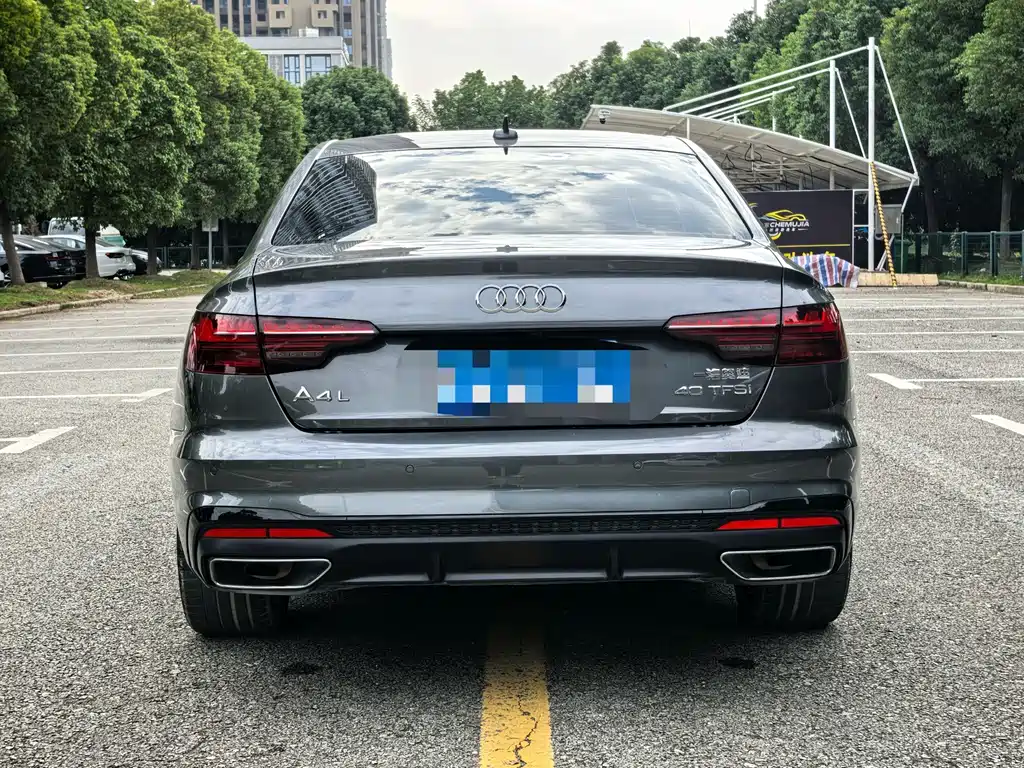 Audi A4L 2021 — фото 20
