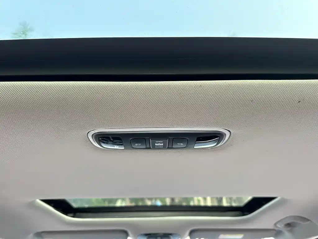 Hyundai Custo 2022 — фото 21