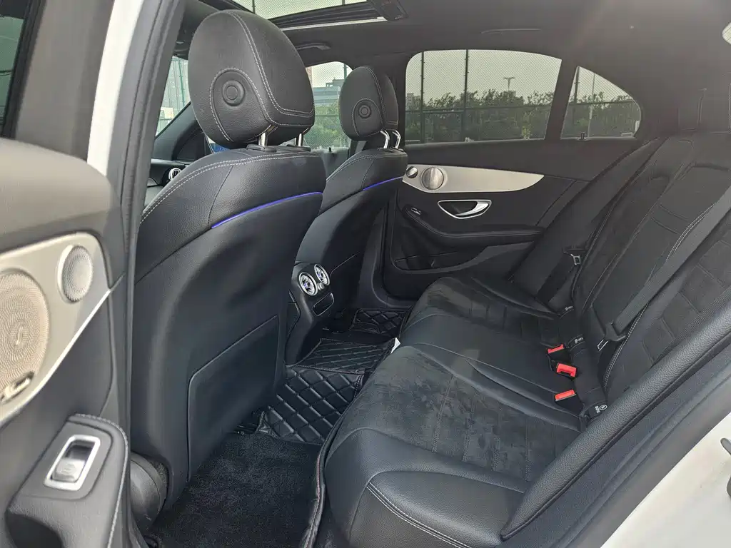 Mercedes-Benz C-Class 2020 — фото 13