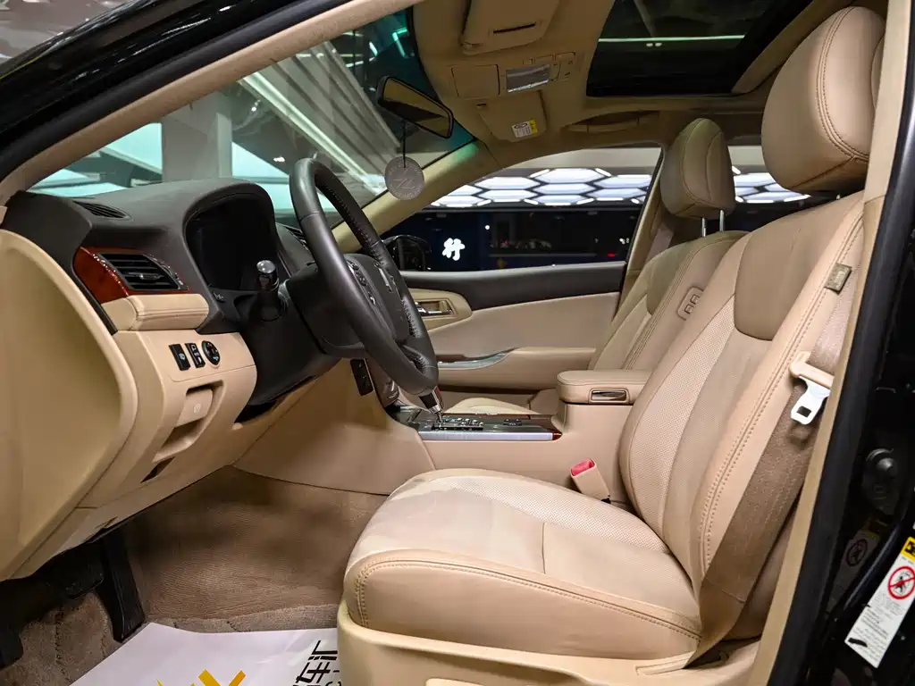 Toyota Crown 2014 — фото 14