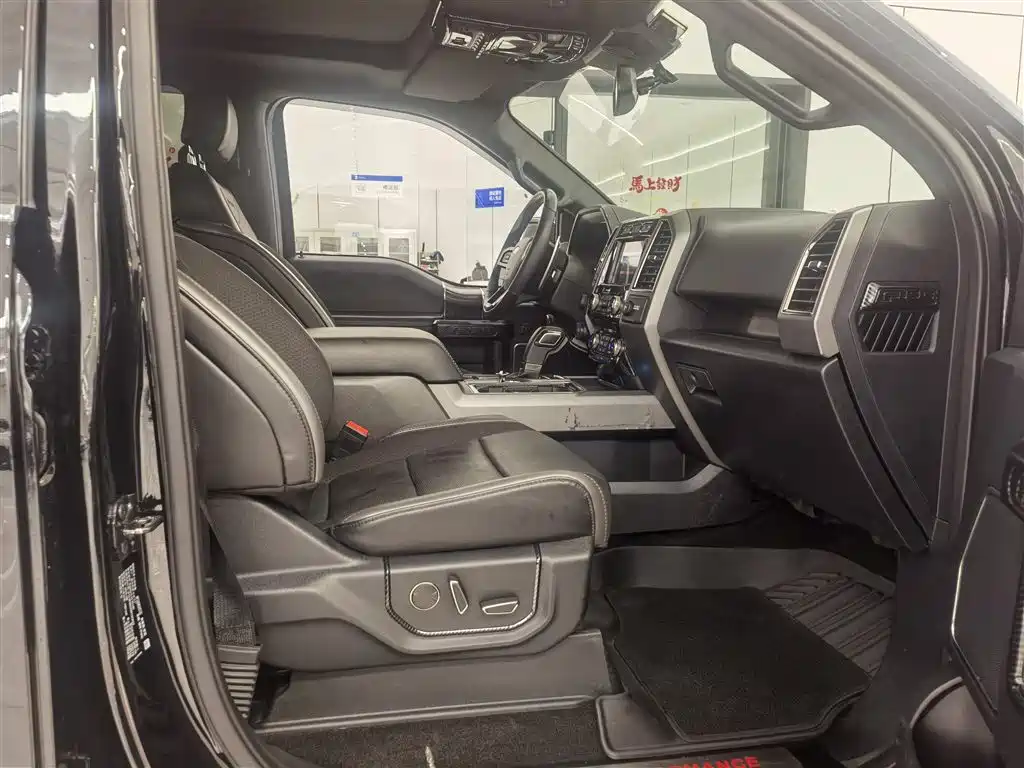 Ford F-150 Raptor 2020 — фото 17
