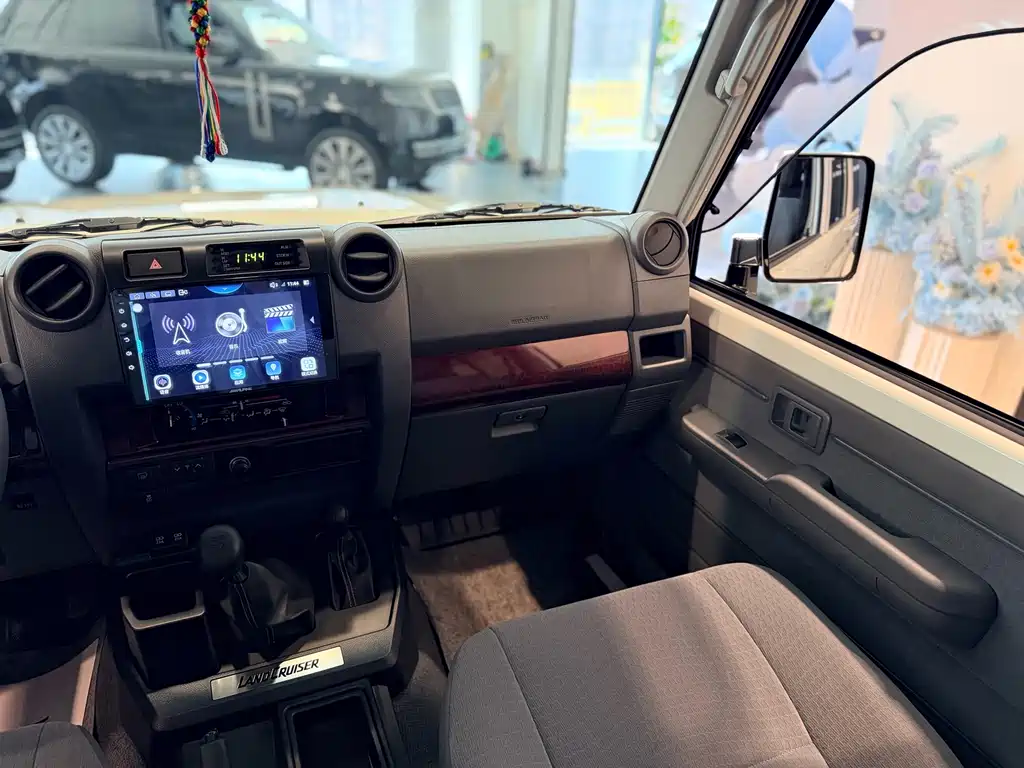 Toyota Land Cruiser 2024 — фото 17