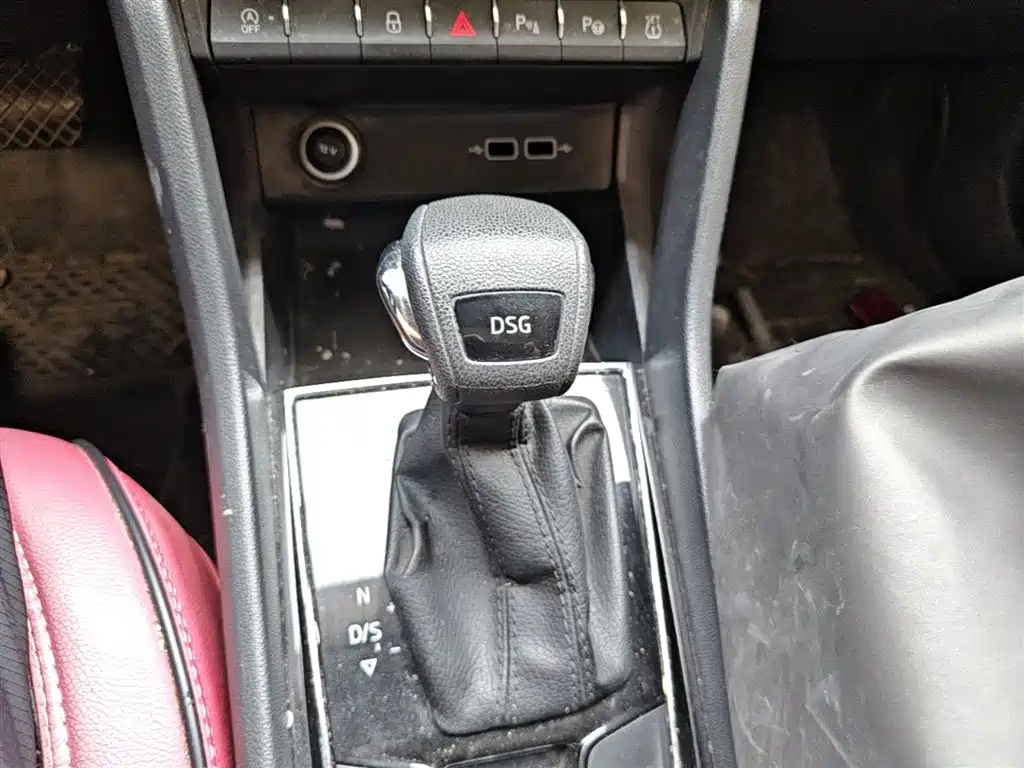 Skoda Karoq 2020 — фото 14