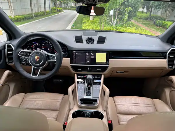 Porsche Cayenne 2019