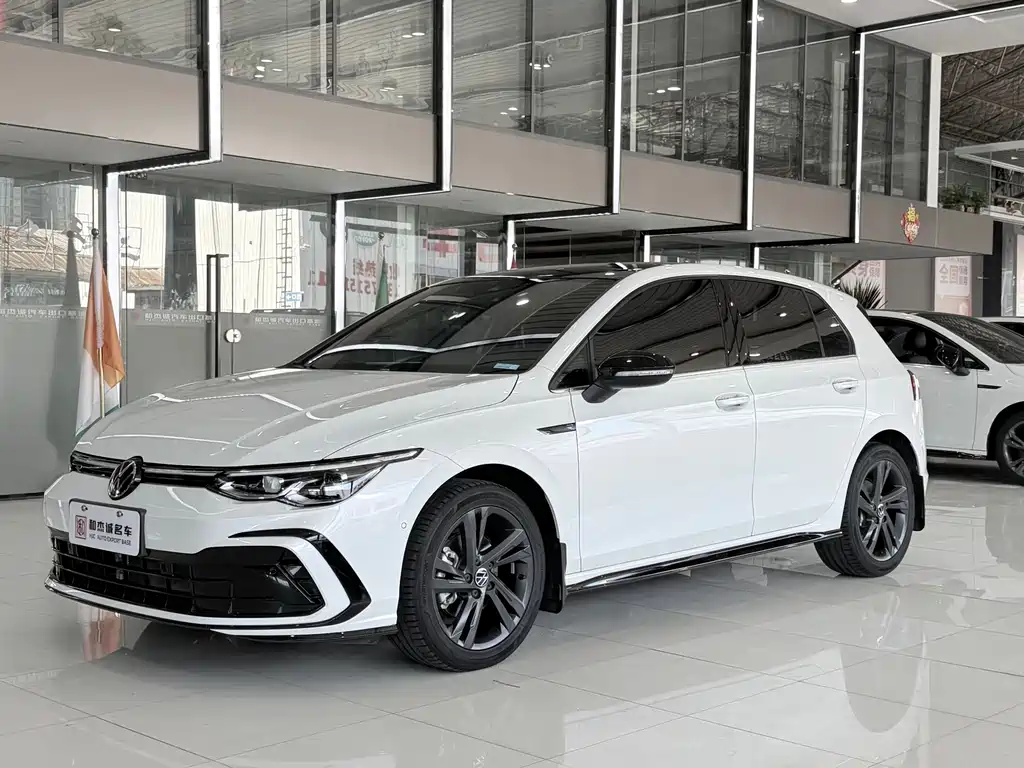 Volkswagen Golf 2023