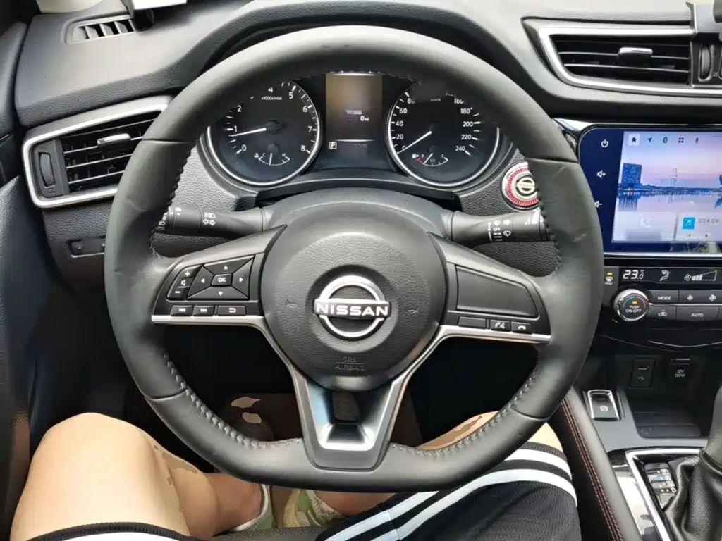 Nissan Qashqai 2023 — фото 11