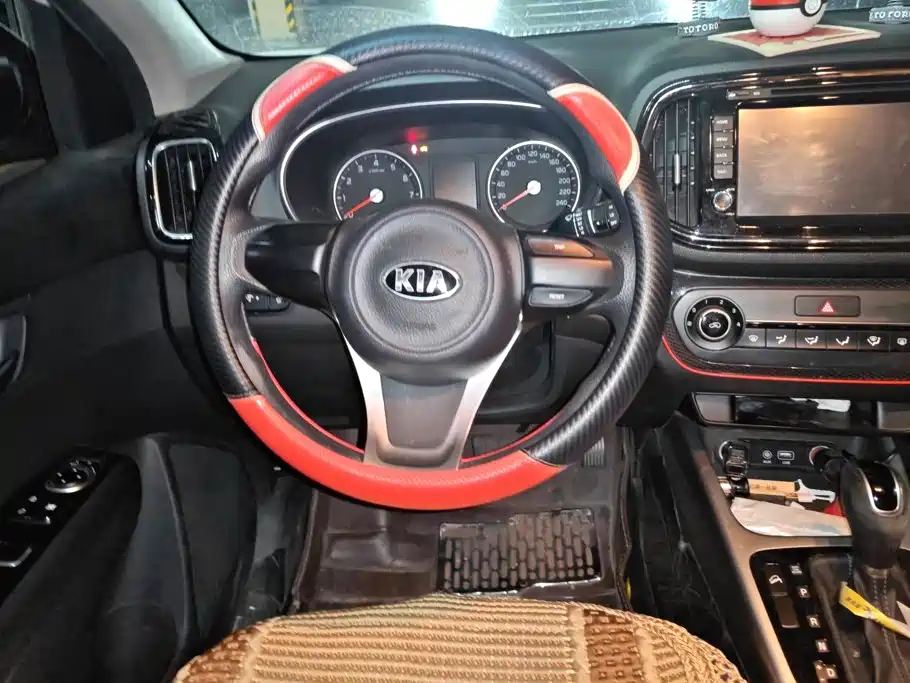 Kia KX3 2015 — фото 15