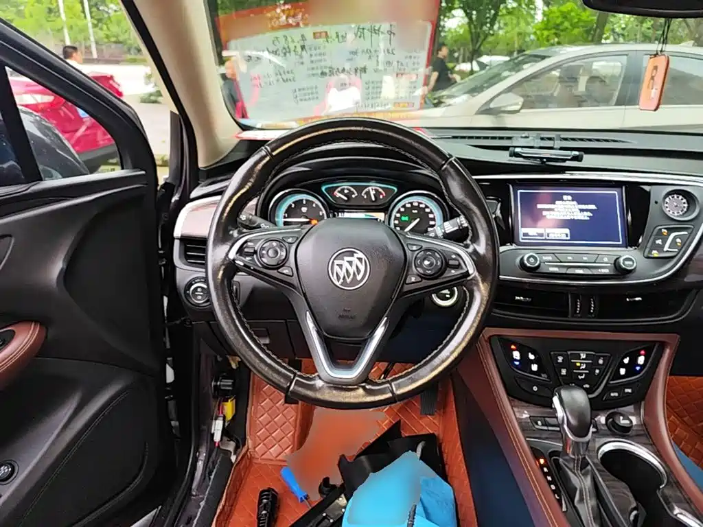 Buick Envision Plus 2016 — фото 11