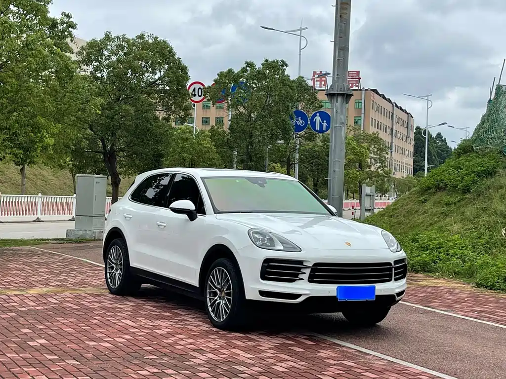 Porsche Cayenne 2019