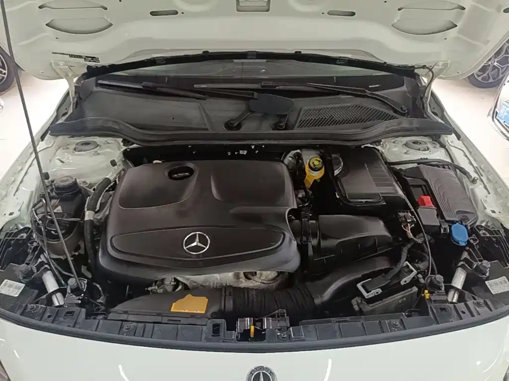 Mercedes-Benz GLA 2017 — фото 20