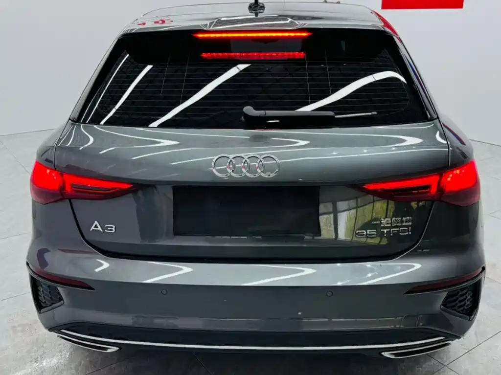Audi A3 2022 — фото 13
