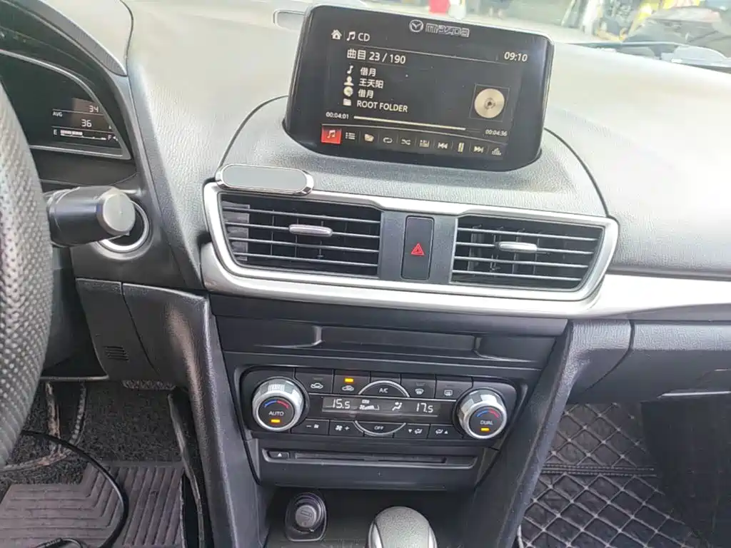 Mazda 3 Angkesela 2017 — фото 13