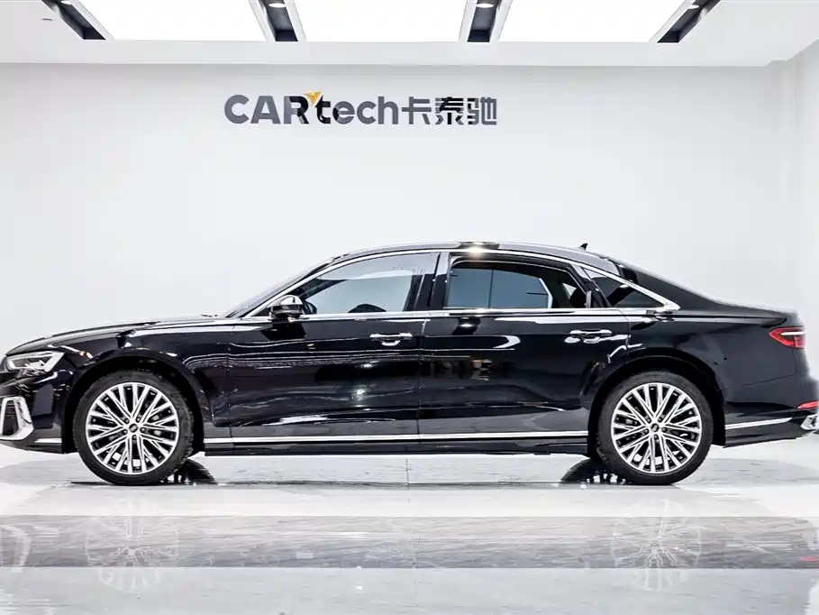 Audi A8 2022