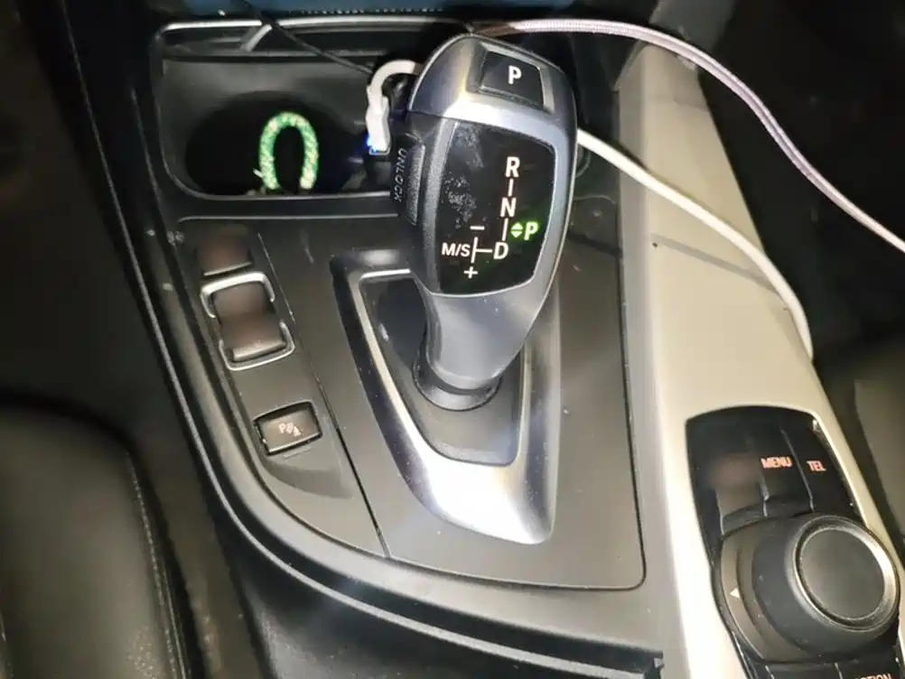 BMW 3 Series GT 2016 — фото 14