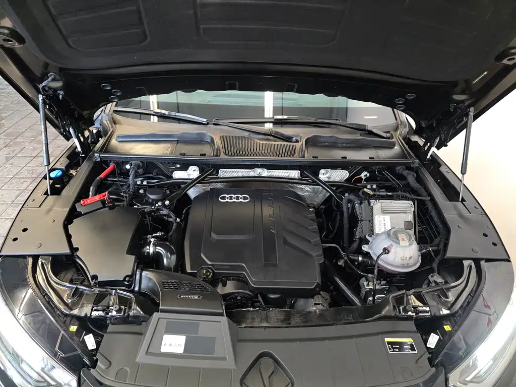 Audi Q5L 2023