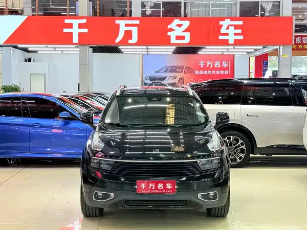 Lynk & Co 01 2018