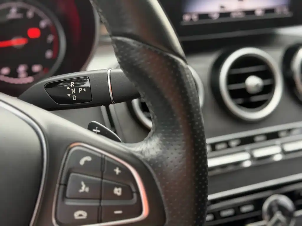 Mercedes-Benz C-Class 2017 — фото 17