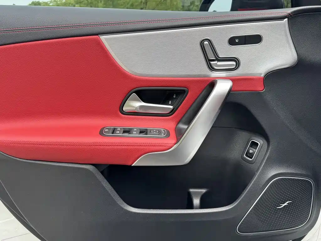 Mercedes-Benz A-Class AMG 2023 — фото 13