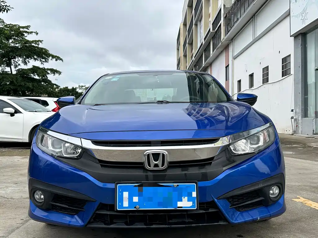 Honda Civic 2018 — фото 2