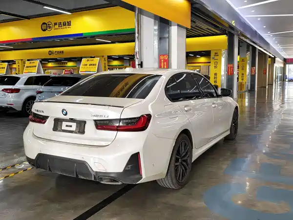 BMW 3 Series 2024