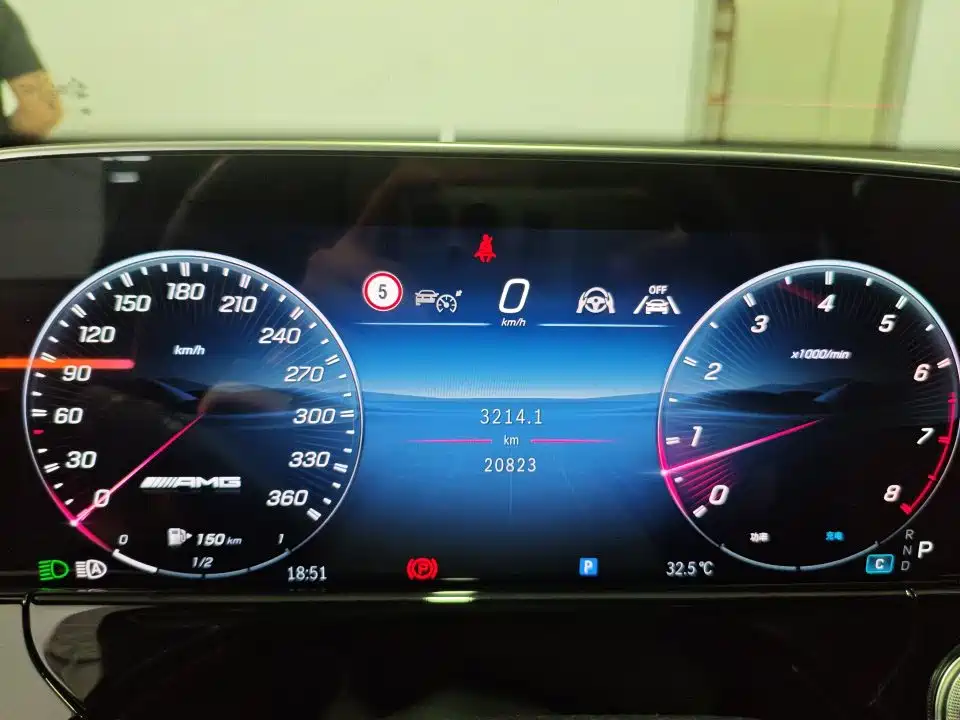 Mercedes-Benz E-Class 2024
