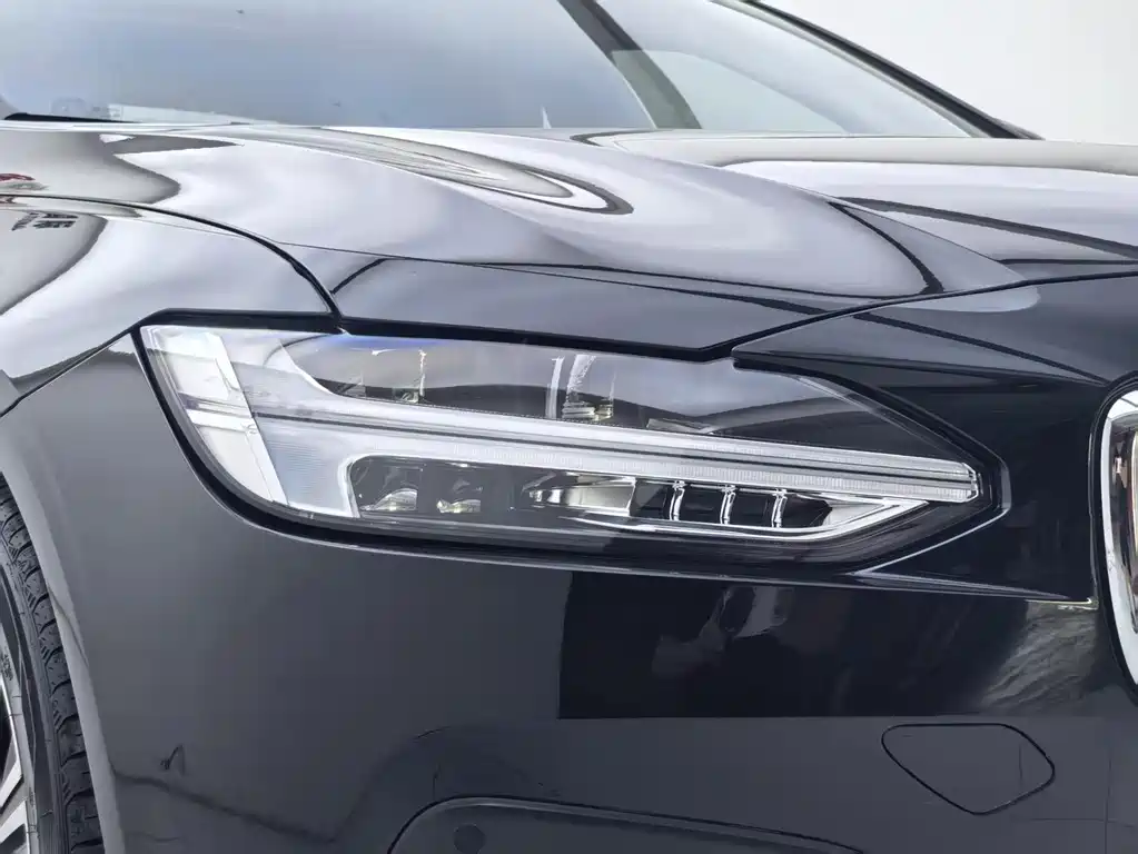 Volvo S90 2021 — фото 25