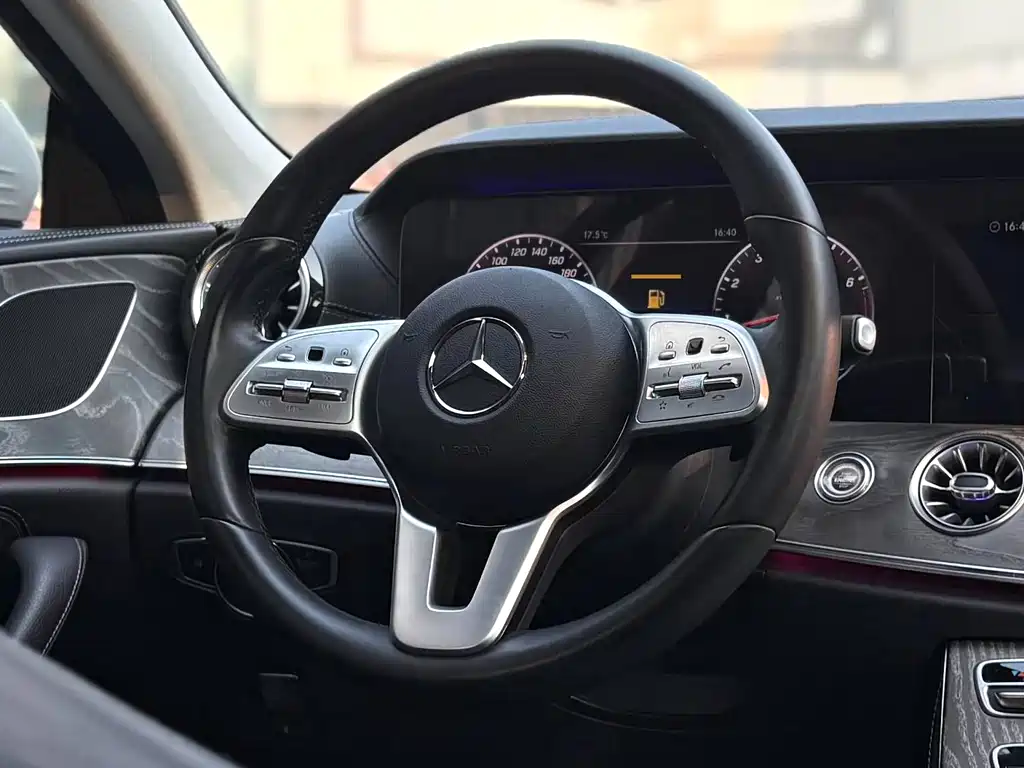 Mercedes-Benz CLS 2018 — фото 4