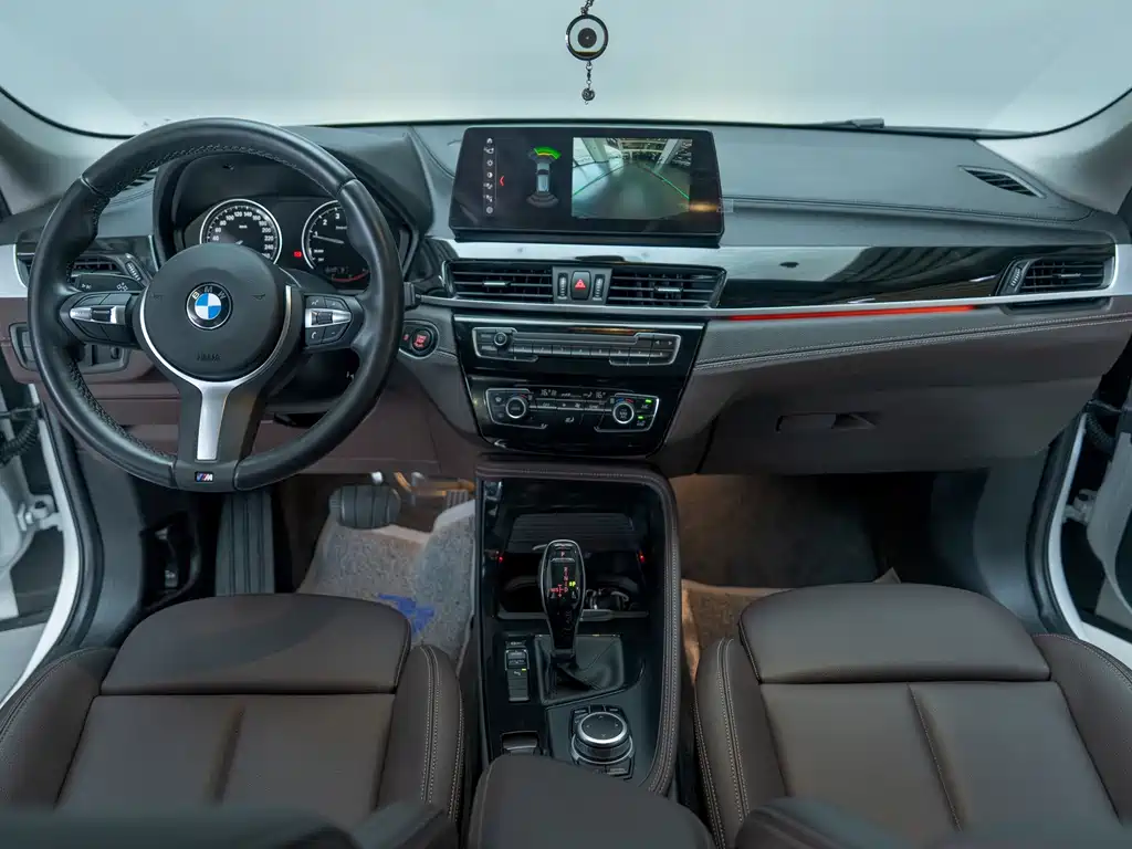 BMW X2 2022 — фото 11