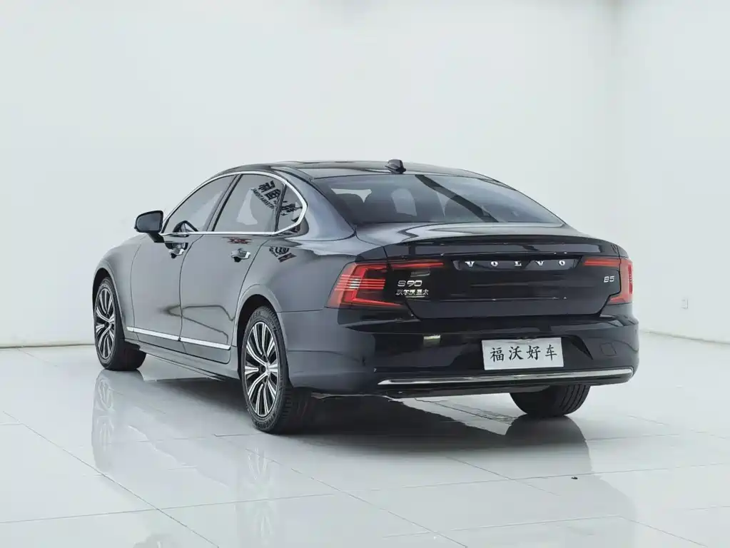 Volvo S90 2021 — фото 31
