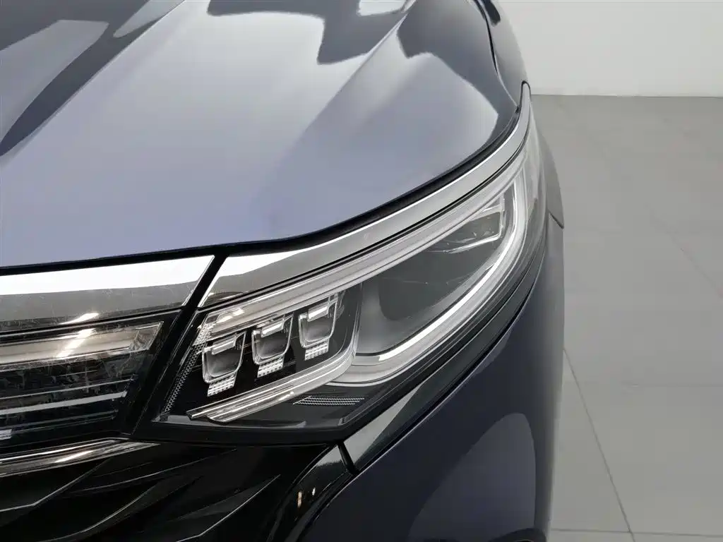 Roewe iMAX8 2020