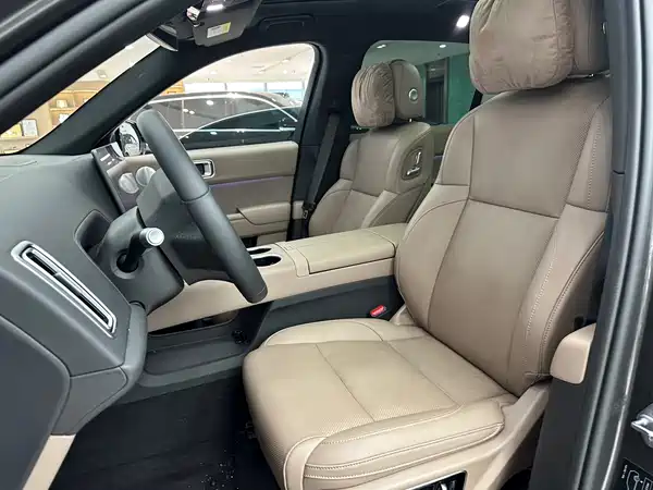 Li Auto L7 2025