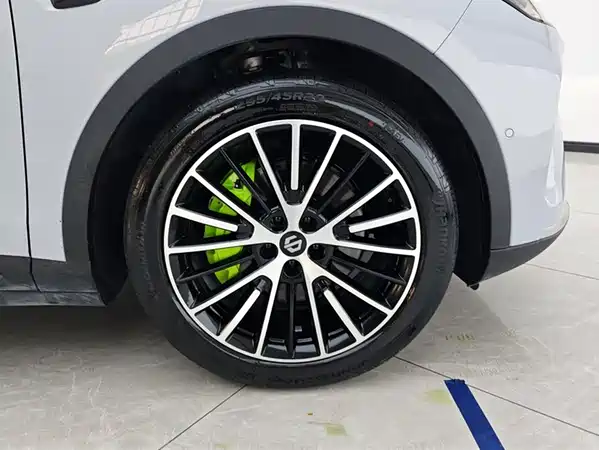Leapmotor C11 2025