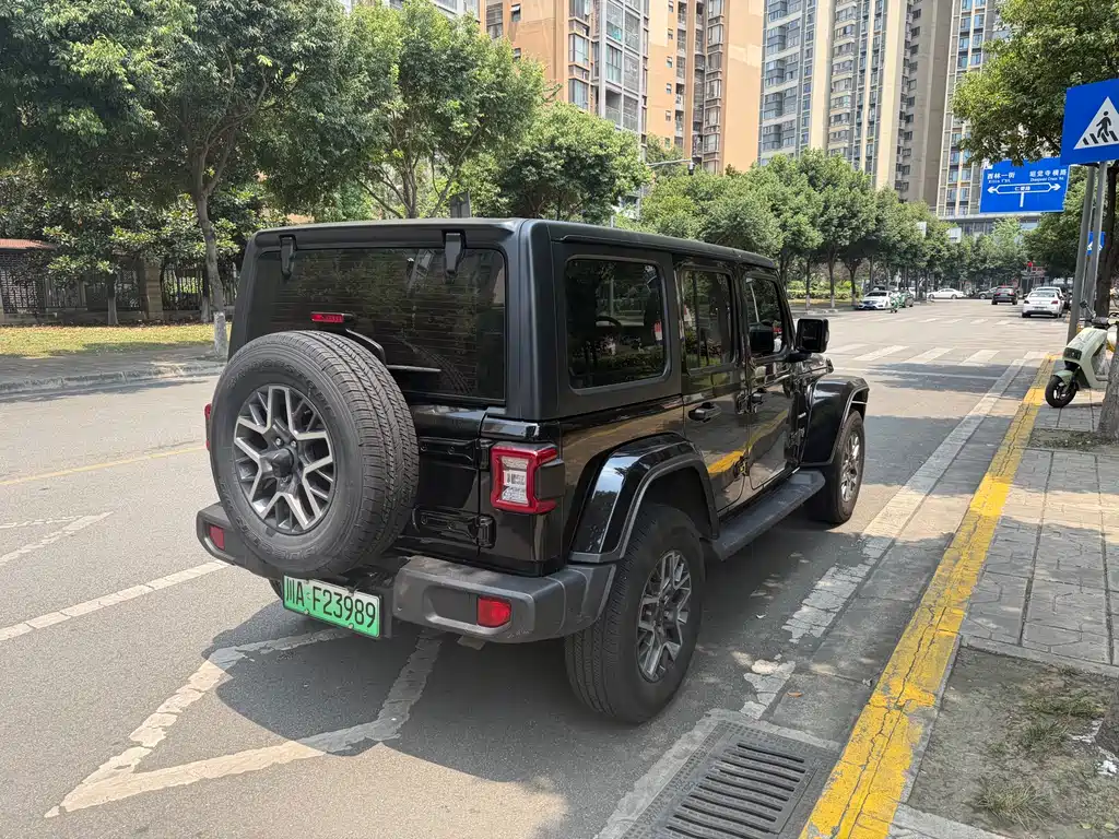 Jeep Wrangler PHEV 2021 — фото 4